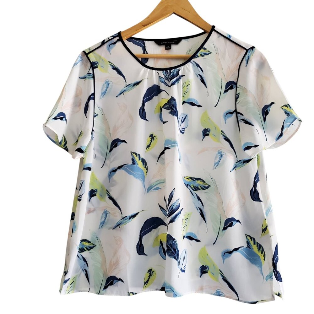 Banana Republic Piped Crew Neck Printed Short Sleeved Blouse Size S